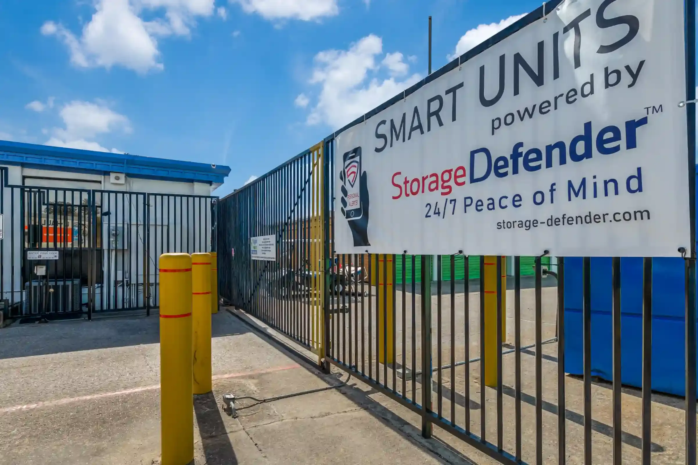 smart unit storage defender sign