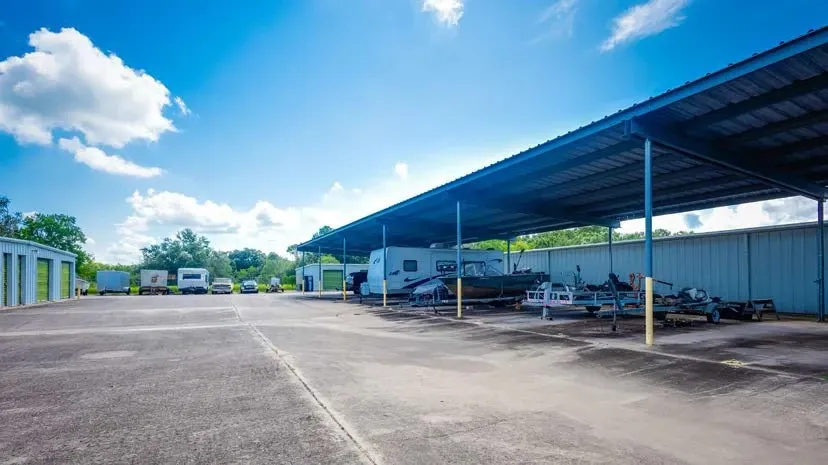 Parking storage Right Move Storage - Angleton