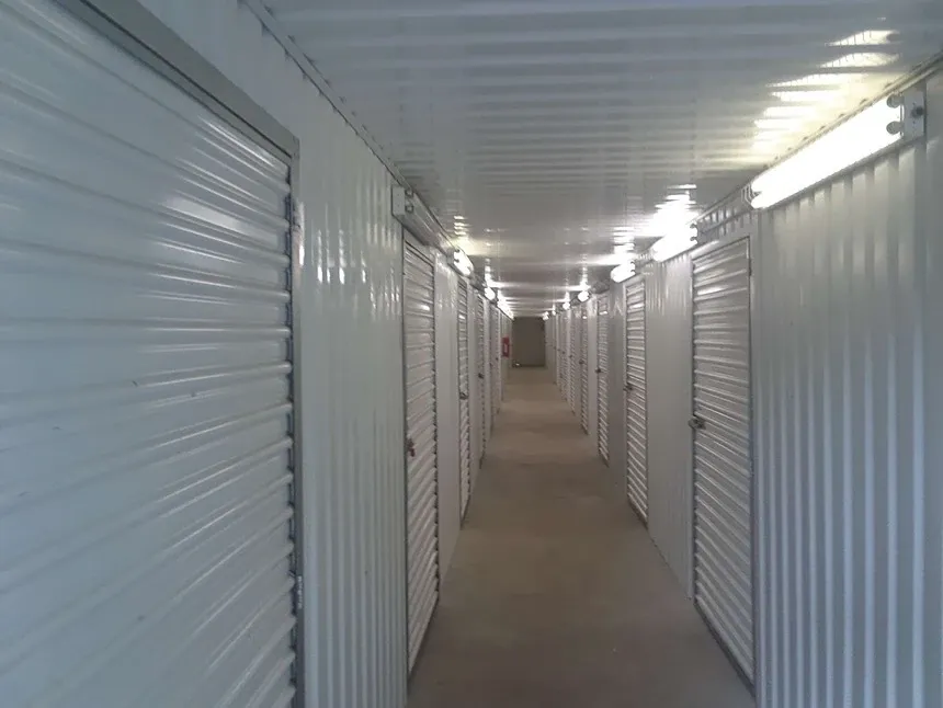 climate controlled self storage units
