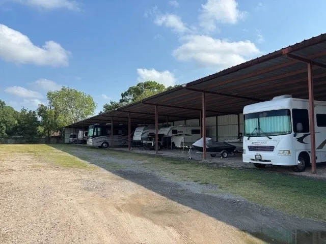 Huffmeister Boat & RV Storage covered, parking storage
