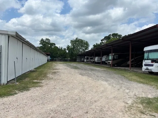 Huffmeister Boat & RV Storage, RV storage