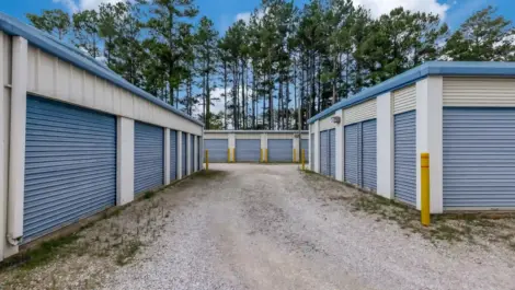 outdoor self storage units