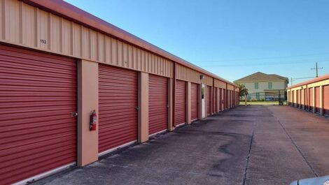 row of self storage units with drive up