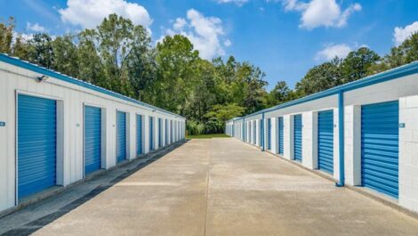 outdoor self storage units