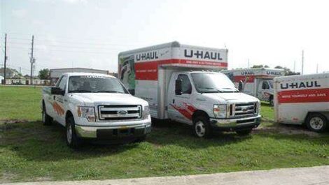 u haul trucks