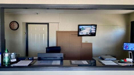 self storage welcome desk