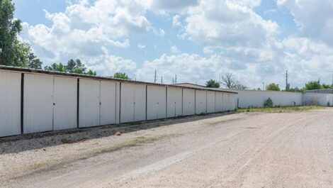 self storage units with swing open doors