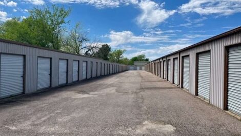 row of self storage units with drive up