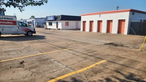 Clear Lake Storage drive up storage, U-Haul dealer