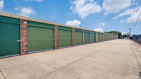 Right Move Storage - Wylie rows of storage, wide lanes to drive up access